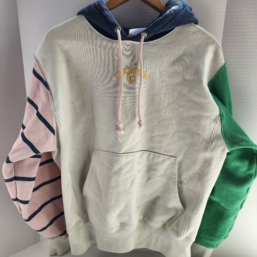 VTG Champion Embroidered Hoodie Womans Size Medium M